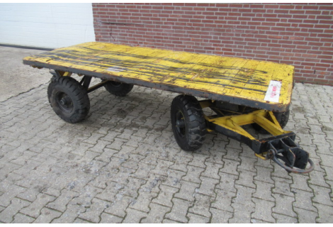 Platte kar, aanhanger, industrie trailer. Gebruikt